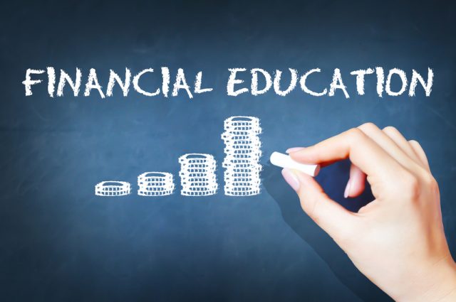 Integrating Financial Literacy into the Classroom: A Guide for Educators